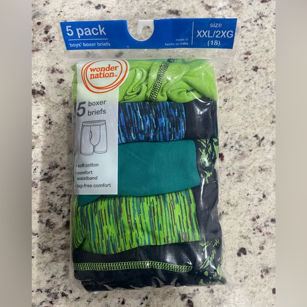 Boys Youth 5 Pair Boxer Briefs—Multi Colored Pack 2XL-2XG (18)  NWT
